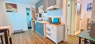 Great Location -Mural, Barn and Corridor -1 Bed 1Bath Apartments! - 2