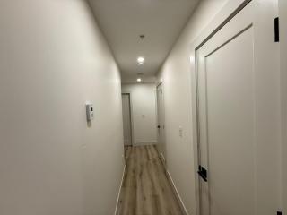 Cosy Room Near Downtown Vancouver- Walk to Science World Skytrain & Waterfront- 525 Malkin Avenue - Vancouver - 3