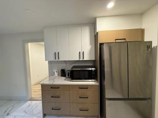 Cosy Room Near Downtown Vancouver- Walk to Science World Skytrain & Waterfront- 525 Malkin Avenue - Vancouver - 6