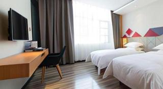 Borrman Hotel Jingzhou Jiangjin West Road Wanda Plaza Fantawild - 1