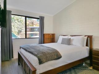 Alpha 9 - Central 3BR Apt l Ski Storage l Smart TVs l WiFi - Jindabyne - 3