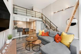 Stunning 2 Bedroom Loft in Downtown Vancouver - Amazing Location - Vancouver - 6