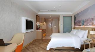 Vienna Hotel Guiyang Yunyan District Government - Guiyang - 1