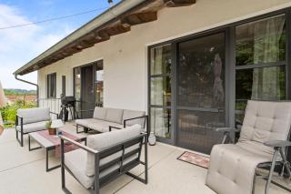 Fe Wo Brunnen - 120 qm - ruhige Lage - viel Natur- komfortabel - grosser Balkon und Garten - 3D Rundgang verfügbar - 6