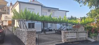 Apartments Jamice - Novi Vinodolski - 0