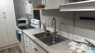 Vacation home near West Edmonton Mall - Edmonton - 5