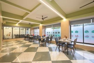 Hotel Aristro Lonavala - Lonavala - 9