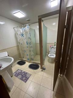 The Long White Apartment - Ulaanbaatar - 7