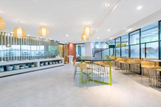 Holiday Inn Express Yangzhou City Center By IHG - Yangzhou - 2
