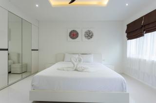 V179 Andaman Breeze 4BR Hilltop Ocean Glimpse - 8