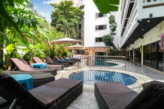 Patong Central Residence and Apartment - Patong - 1