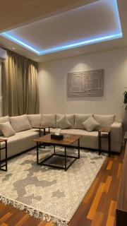 Stylish apartment with lounge, bedroom and self entry - Riad - 7