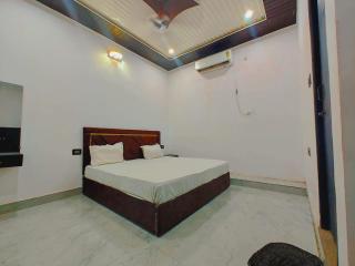The Temple View Guest House - Ayodhya - 7