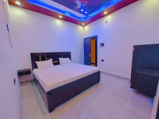 The Temple View Guest House - Ayodhya - 3
