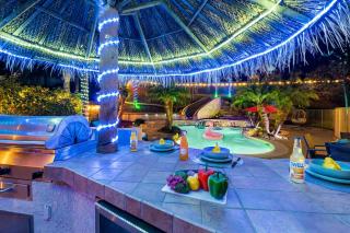 5BR 3BA Tropical Paradise with Pool, Spa, and More - El Cajon - 3