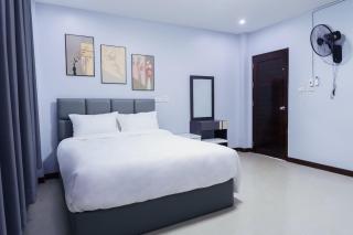 Lux Home - 4