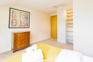 Cozy Cambridge Getaway - Kyanite House Apartment with Garden Access - Cambridge - 1