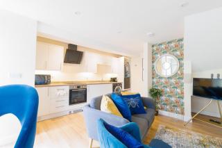 Cozy Cambridge Getaway - Kyanite House Apartment with Garden Access - Cambridge - 7