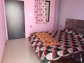 Hotel Golden Resort - Jāmb - 7