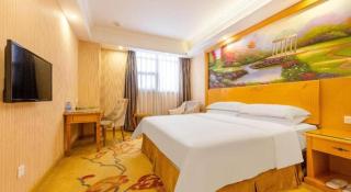 Vienna 3 Best Hotel Shenzhen Bantian Guangya Park Metro Station - Shenzhen - 1