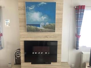 Lovely Caravan With Side Decking At Broadland Sands Park In Corton Ref 20160Bs - Hopton on Sea - 8