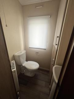 Homely Caravan With Side Decking At Valley Farm Nearby Clacton-On-Sea Ref 46077V - Great Clacton - 1