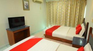 OYO 89642 Highway Inn - Mukah - 1