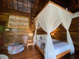 Villa Rumah Lumbung The Wooden House - Ubud - 5