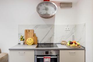 Chic Retreat with Jacuzzi by Gozsdu Udvar & FashionSt - Budapest - 5