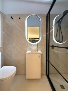 Tiny Luxe Harmony - Relax & Rejuvenate - Glenfield - 3