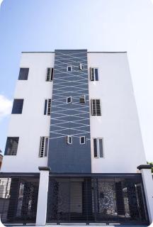 Luxury 2 BR Apt Free Parking, in a Secure Estate - Lekki - 8