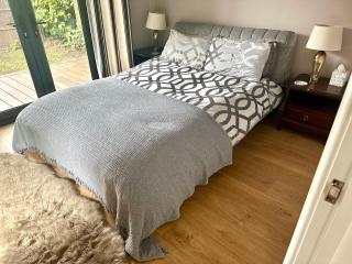 Oak Lodge - Hambledon - 9