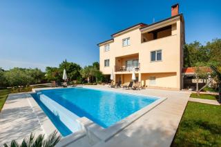 Apartments Fra & Mar - Šorići - 0