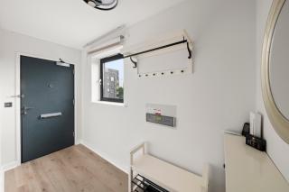 Modern 3 Bed Apartment in Acton, Perfect for Business & Contractors with Free Parking - Londra - 6