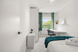 Modern 3 Bed Apartment in Acton, Perfect for Business & Contractors with Free Parking - Londra - 5