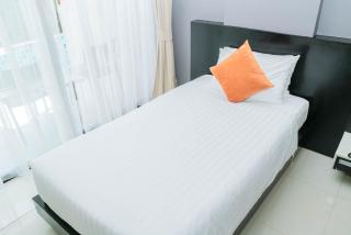 Beachfront and Deluxe Pool Access Patong Phuket - Strand Patong - 4