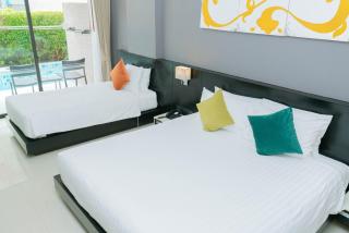 Beachfront and Deluxe Pool Access Patong Phuket - Strand Patong - 7