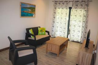 Sren Self catering Apartment - Anse Royale - 1