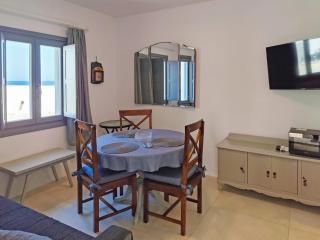 Naxos Town 1 Beach front apartment - Naxos Chora - 7