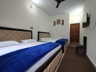 Sri Shakti Hotel and restaurant - Chandrāpuri - 2