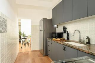Cozy Green Oasis 2BR Apt a 3 Min Walk from Beach by Sea N' Rent - Tel Aviv - 8