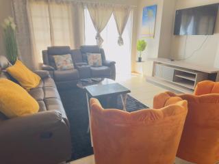 Luxury two bedrooms apartment in Witbank overnight accommodation - Witbank - 1