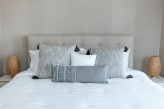 CHIC on Thames St Deck & free parking - Newport - 4