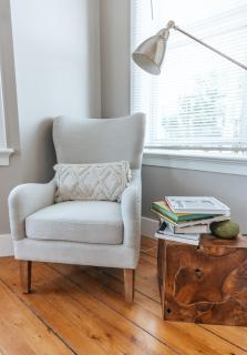 CHIC on Thames St Deck & free parking - Newport - 3
