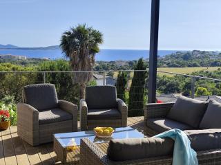 Villa avec piscine et belle vue mer proche des plages et commerces - Porticcio - 1