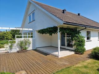 Hus ved Ringshaugstranda - 9