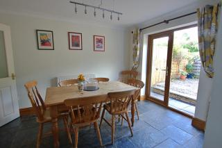 Bridge Cottage Hot tub Enclosed garden Tranquility - - 6