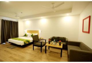 The Roseman Hotel & Suites - Ghaziabad - 1