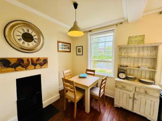 English Bridge Court - Shrewsbury - 1