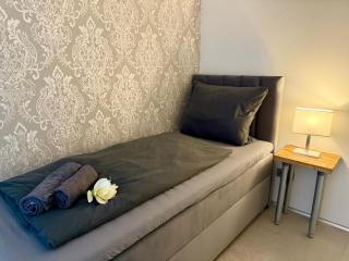 Apartment 1 - 1